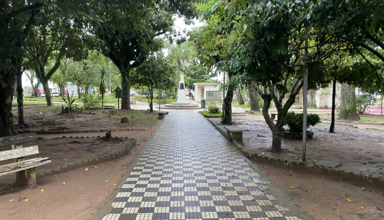 praça-chuva-centro
